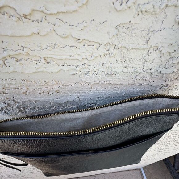 Botkier black pebble leather large crossbody bag xl strap lots of pockets EUC - Picture 4 of 15